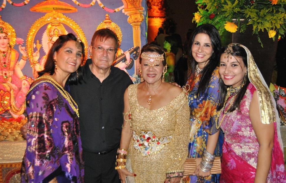 aniversario-jacira-leao-2-noite-em-mumbai-2010-maceio-40-graus-20-anos_0010