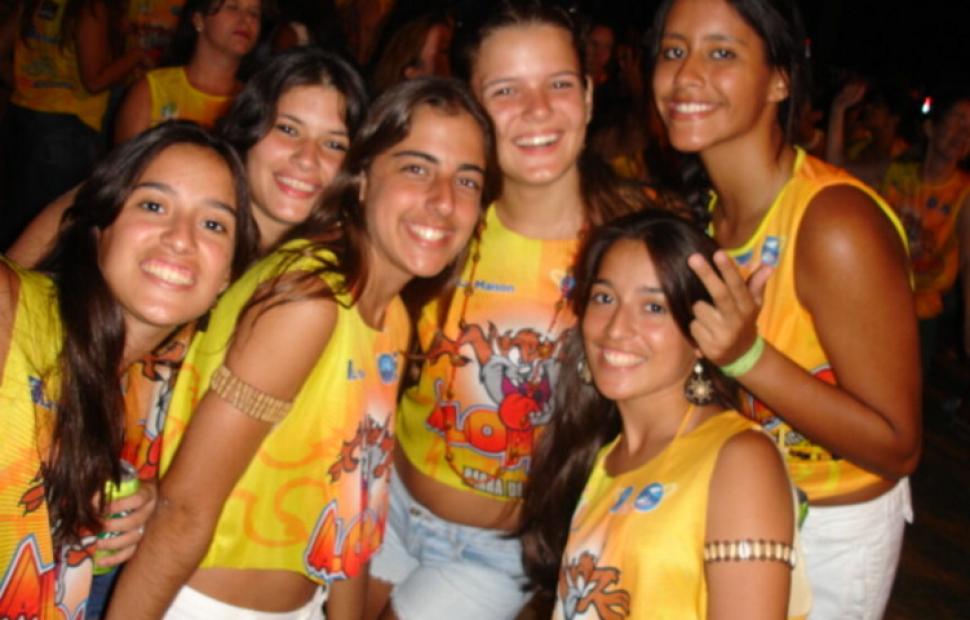 bloco-aloprado-olodum-barra-de-sao-miguel-2006 (179)