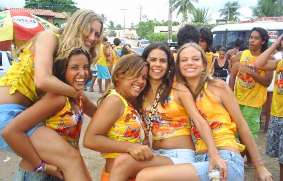 bloco-aloprado-olodum-barra-de-sao-miguel-2006 (191)