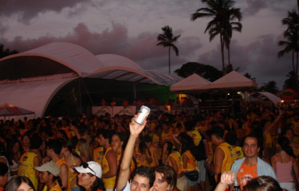 bloco-aloprado-olodum-barra-de-sao-miguel-2006 (32)