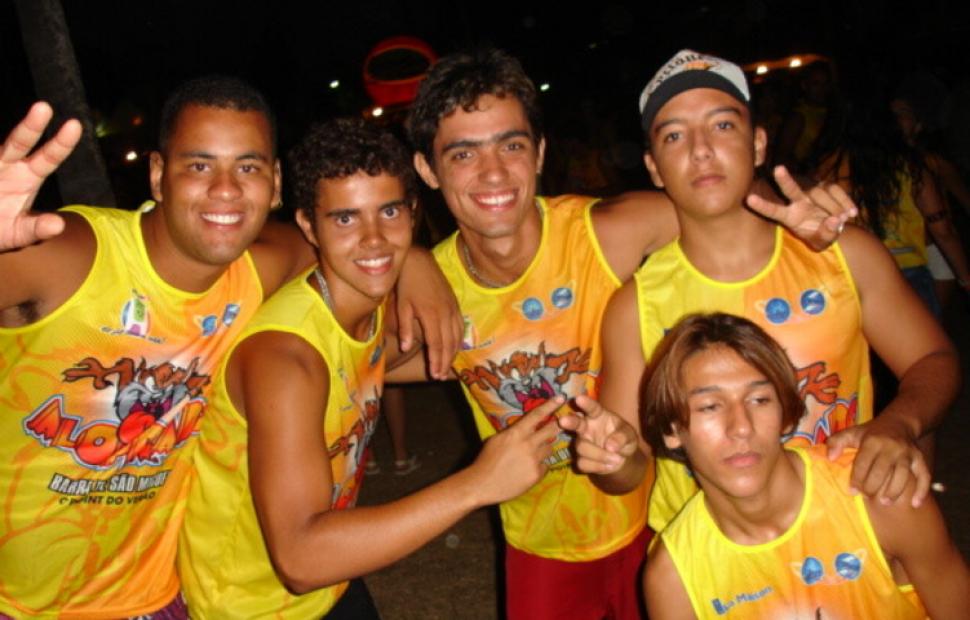 bloco-aloprado-olodum-barra-de-sao-miguel-2006 (332)