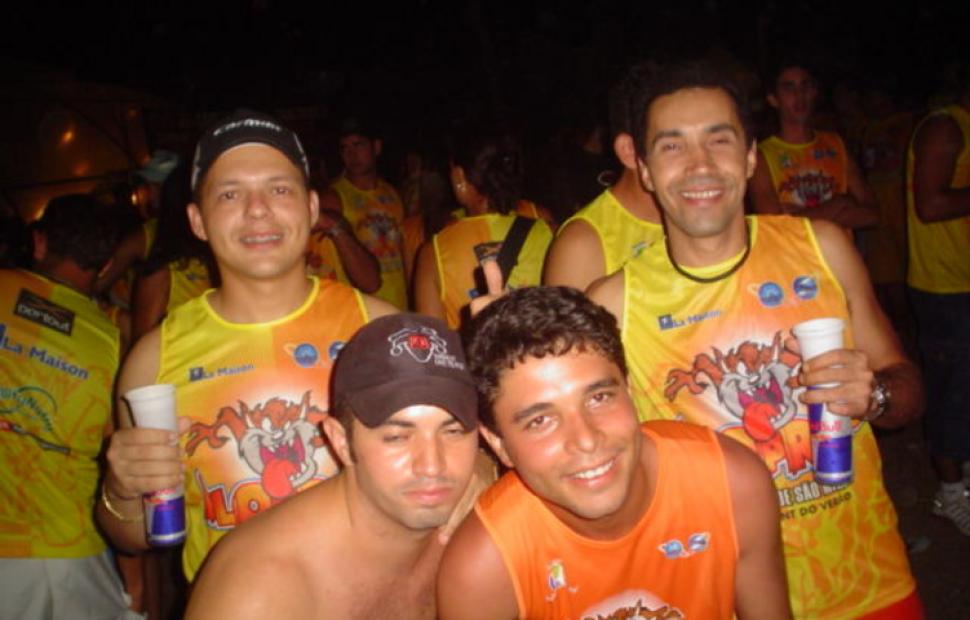 bloco-aloprado-olodum-barra-de-sao-miguel-2006 (369)