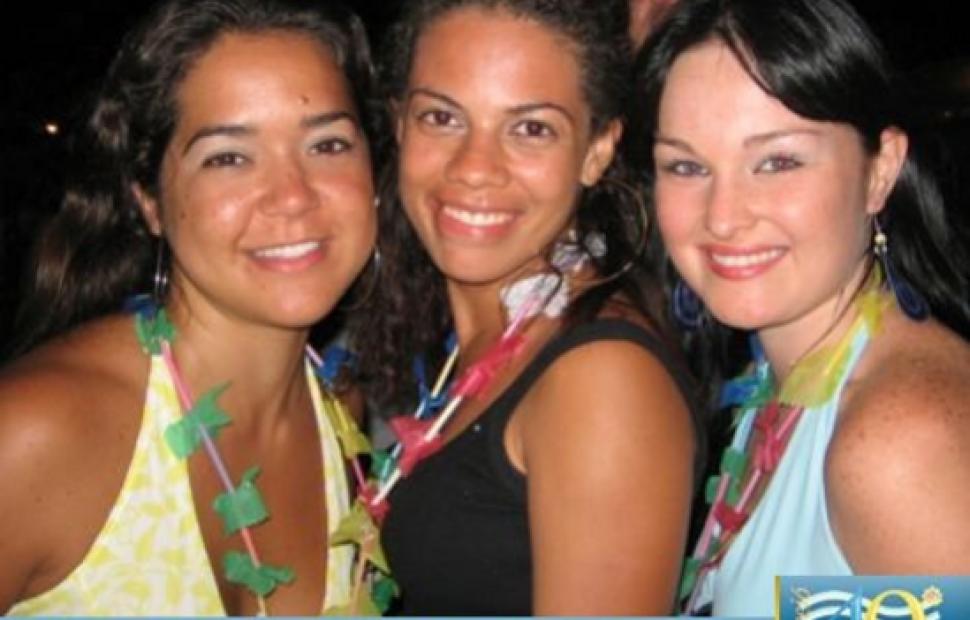 Luau-med-2006 (200)