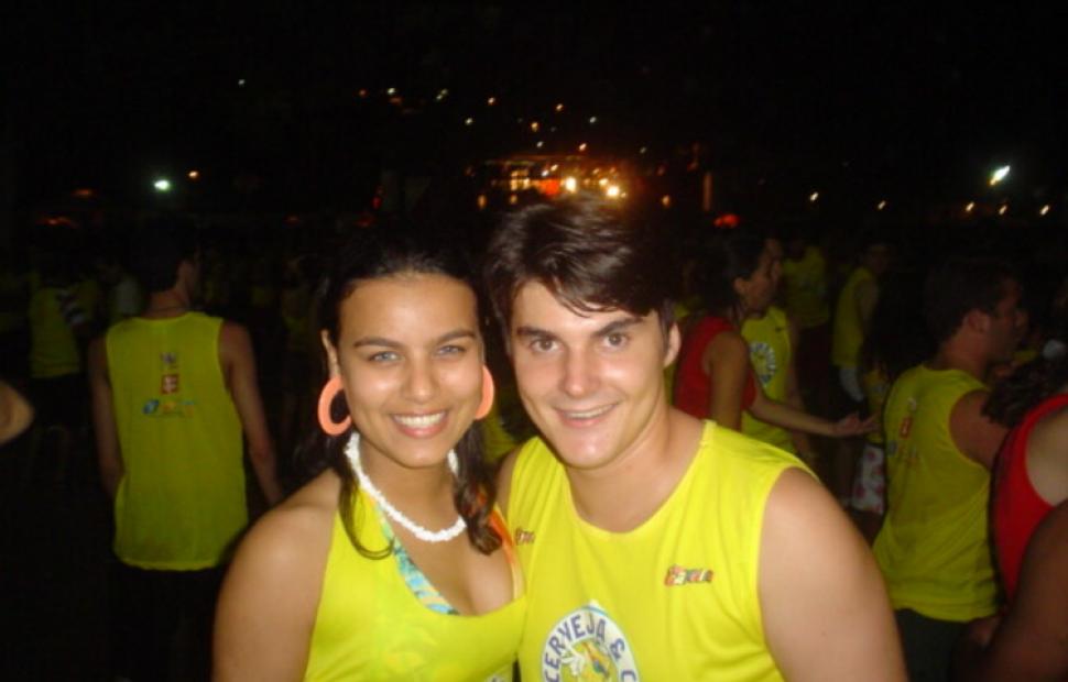 ivete-sangalo-bora-bora-andre-lelys-caveira-e-cia-folia-maceio-2004 (111)