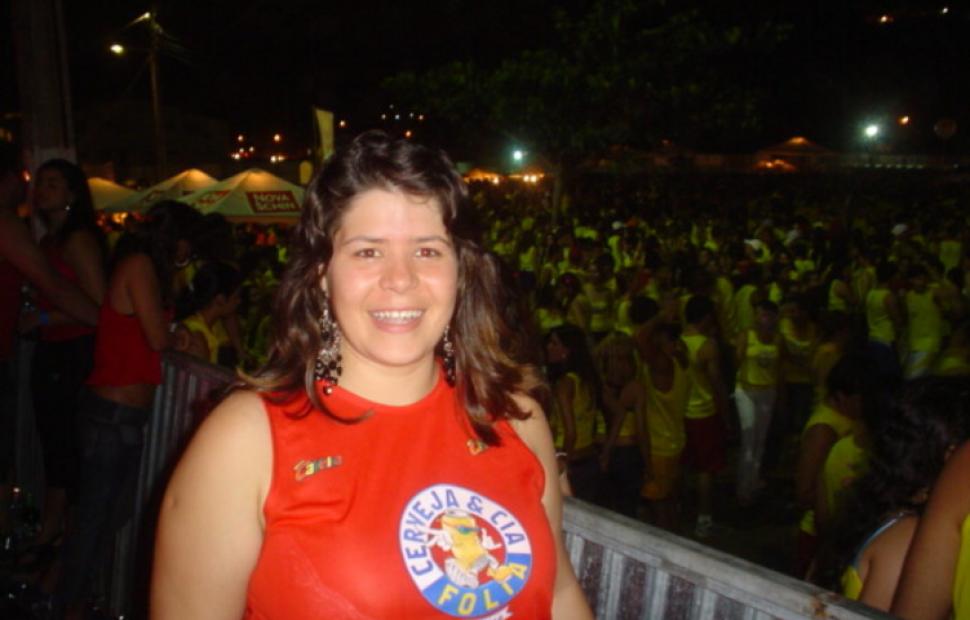 ivete-sangalo-bora-bora-andre-lelys-caveira-e-cia-folia-maceio-2004 (142)