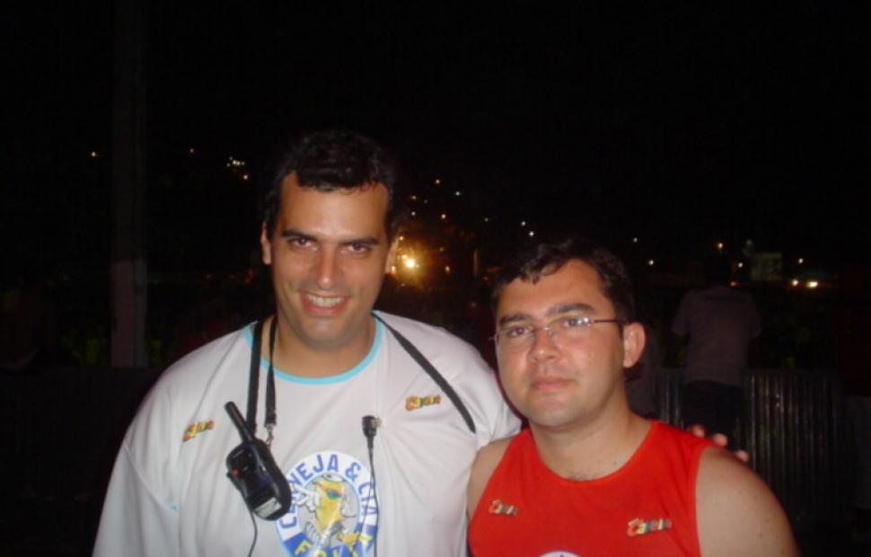 ivete-sangalo-bora-bora-andre-lelys-caveira-e-cia-folia-maceio-2004 (150)