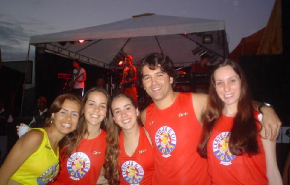 ivete-sangalo-bora-bora-andre-lelys-caveira-e-cia-folia-maceio-2004 (155)