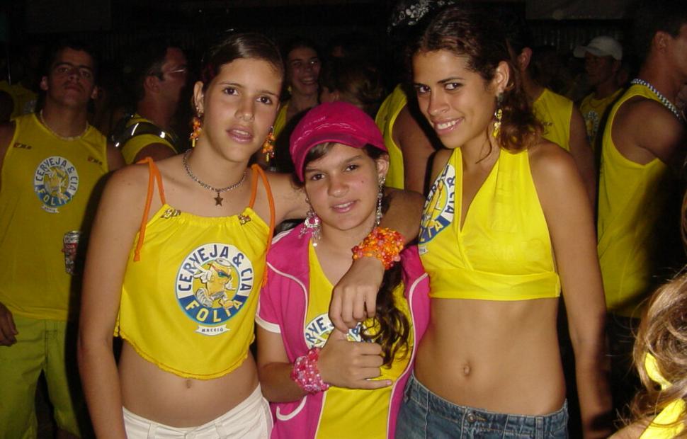 ivete-sangalo-bora-bora-andre-lelys-caveira-e-cia-folia-maceio-2004 (164)