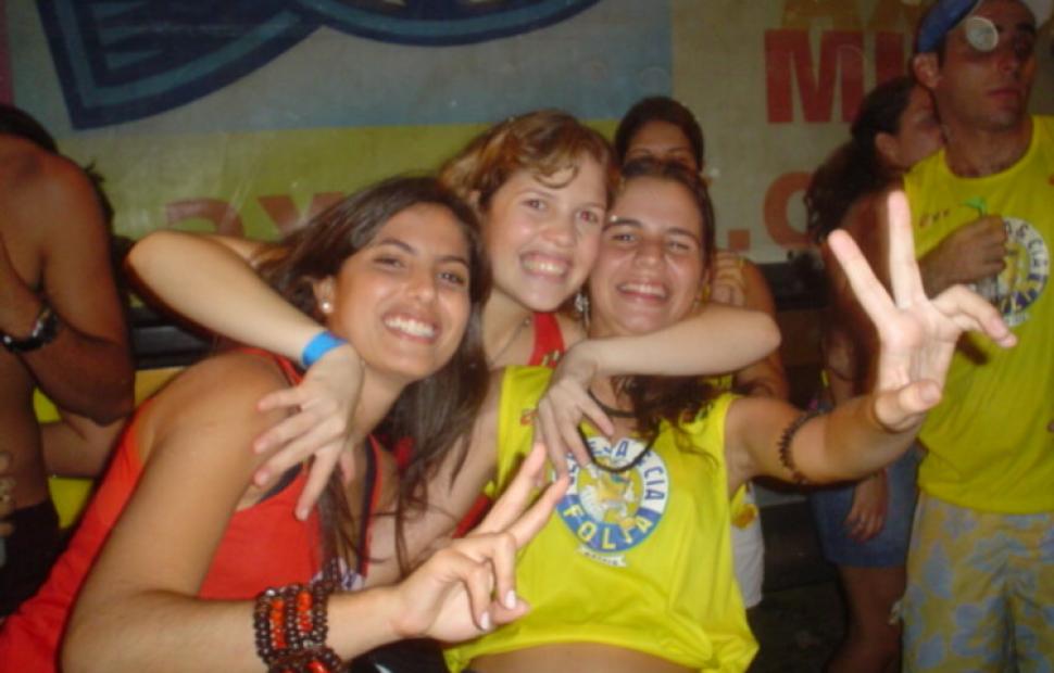 ivete-sangalo-bora-bora-andre-lelys-caveira-e-cia-folia-maceio-2004 (174)