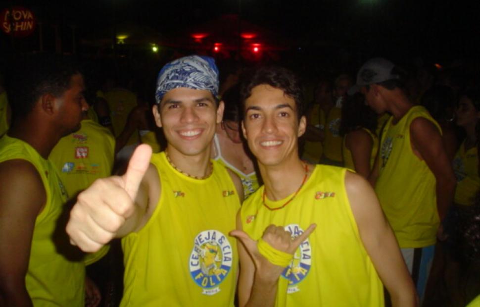 ivete-sangalo-bora-bora-andre-lelys-caveira-e-cia-folia-maceio-2004 (194)