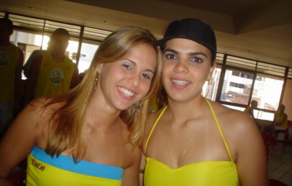 ivete-sangalo-bora-bora-andre-lelys-caveira-e-cia-folia-maceio-2004 (226)