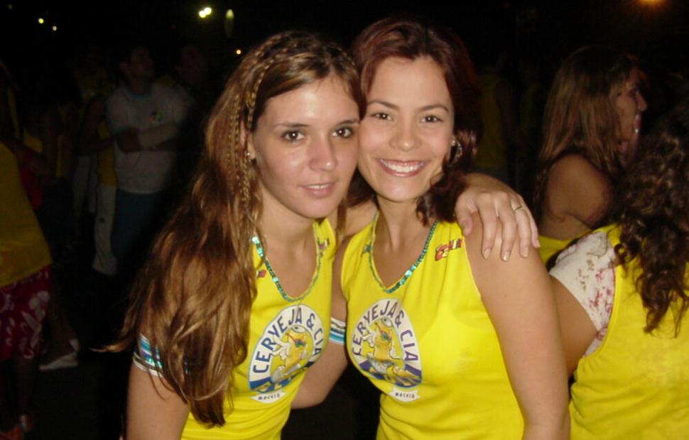 ivete-sangalo-bora-bora-andre-lelys-caveira-e-cia-folia-maceio-2004 (8)