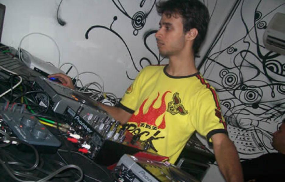 Boate-cassino-03-07-2008-tbt40graus16