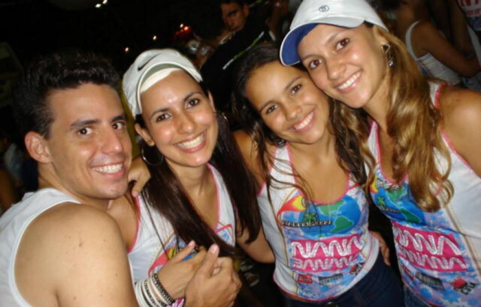 Chiclete-com-banana-nana-banana-2004-maceio-fest-maceio-40-graus_151