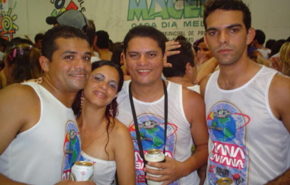 Chiclete-com-banana-nana-banana-2004-maceio-fest-maceio-40-graus_310