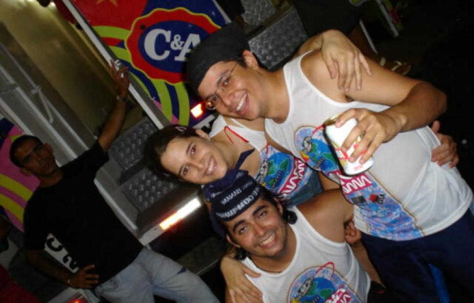 Chiclete-com-banana-nana-banana-2004-maceio-fest-maceio-40-graus_339