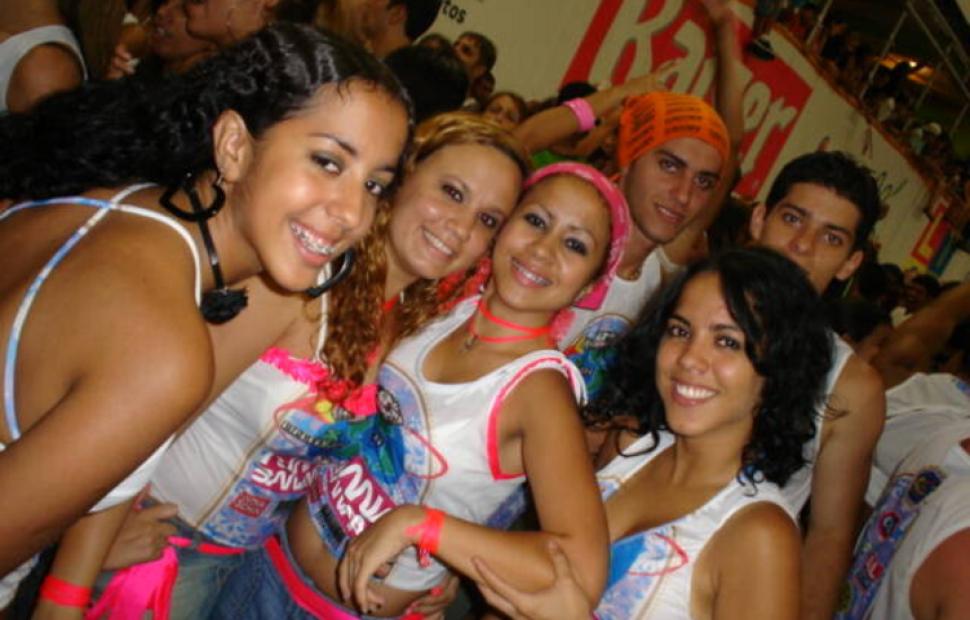 Chiclete-com-banana-nana-banana-2004-maceio-fest-maceio-40-graus_417