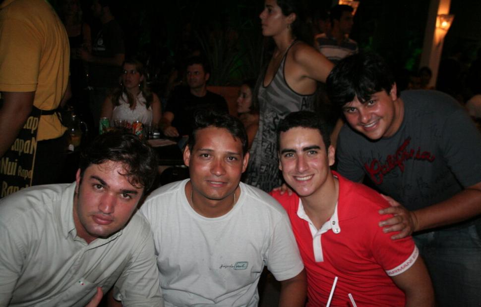 tbt-40-graus-rapa-nui-2009-ha-13-anos-maceio-40-graus_0070