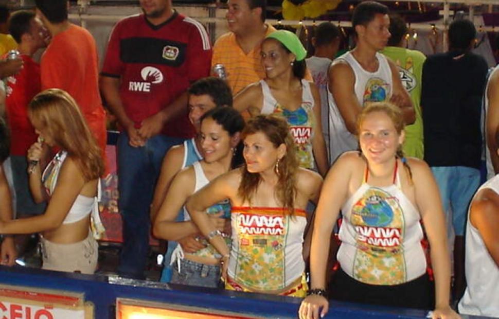 maceio-fest-2004-bloco-nana-bana-bell-marques-00395