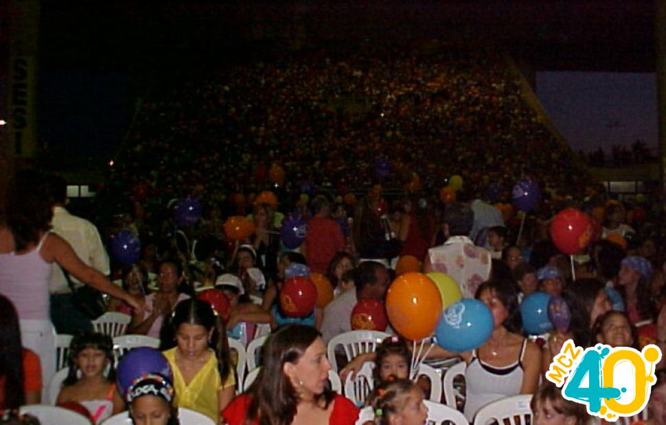 Show-da-xuxa-Ginásio´-do-sesi-2003 (150)