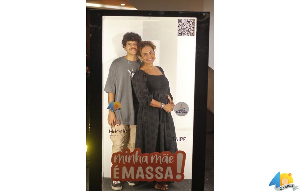 Coquetel-de-lançamento-da-exposição-minha-mãe-é-massa-2023-maceió-shppping (53)