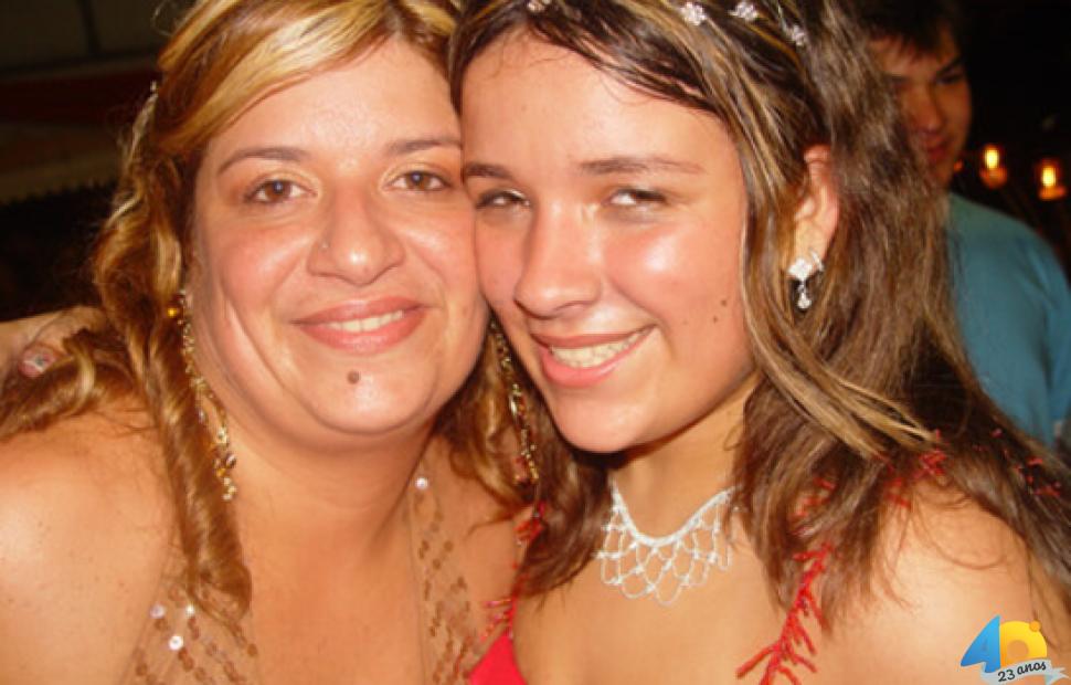 15 anos-Marília e Maylia -Estratégia (8)