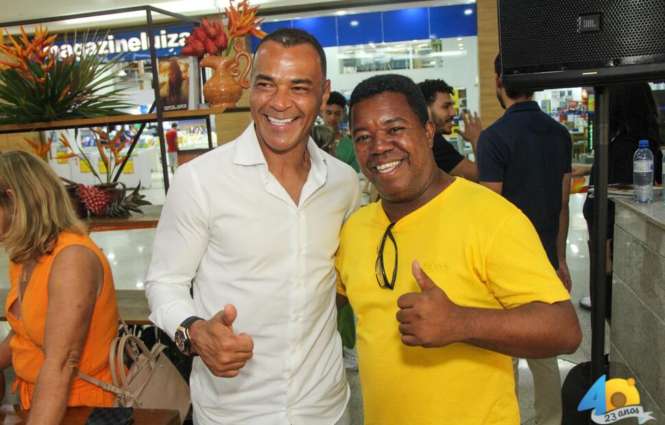 Lançamento-do-livro-depois-do-depois-Mariah-Morais-Fotografia-Itawi-Albuquerque-no-Maceió-shopping- (107)