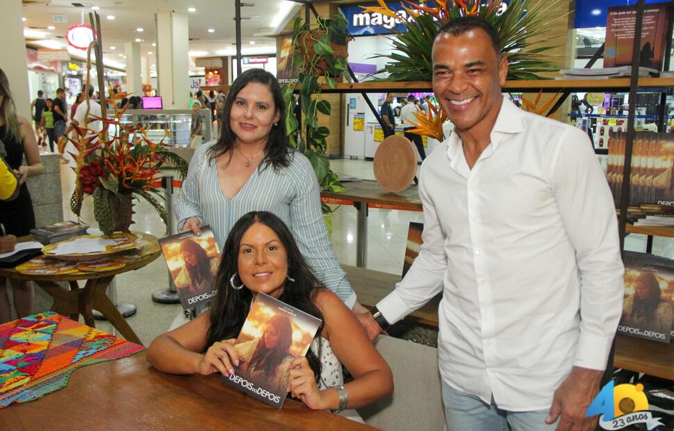 Lançamento-do-livro-depois-do-depois-Mariah-Morais-Fotografia-Itawi-Albuquerque-no-Maceió-shopping- (112)