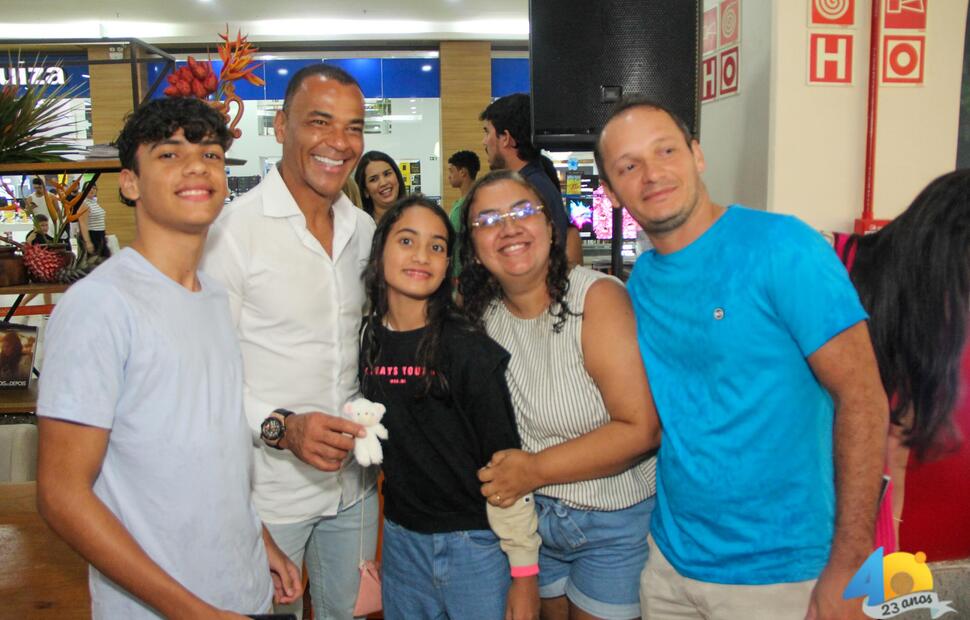 Lançamento-do-livro-depois-do-depois-Mariah-Morais-Fotografia-Itawi-Albuquerque-no-Maceió-shopping- (117)