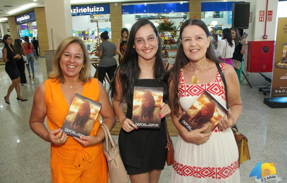 Lançamento-do-livro-depois-do-depois-Mariah-Morais-Fotografia-Itawi-Albuquerque-no-Maceió-shopping- (138)