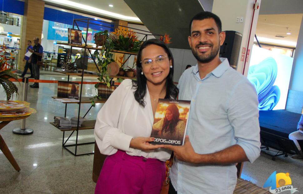 Lançamento-do-livro-depois-do-depois-Mariah-Morais-Fotografia-Itawi-Albuquerque-no-Maceió-shopping- (140)