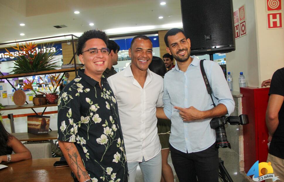 Lançamento-do-livro-depois-do-depois-Mariah-Morais-Fotografia-Itawi-Albuquerque-no-Maceió-shopping- (193)