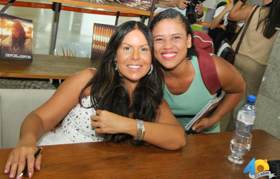 Lançamento-do-livro-depois-do-depois-Mariah-Morais-Fotografia-Itawi-Albuquerque-no-Maceió-shopping- (42)