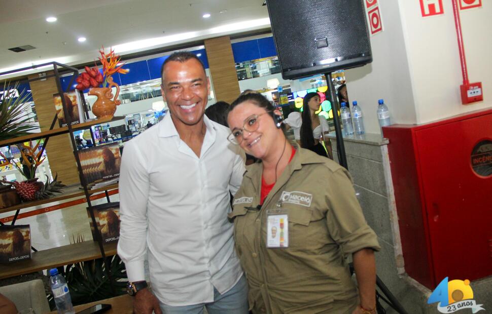 Lançamento-do-livro-depois-do-depois-Mariah-Morais-Fotografia-Itawi-Albuquerque-no-Maceió-shopping- (45)