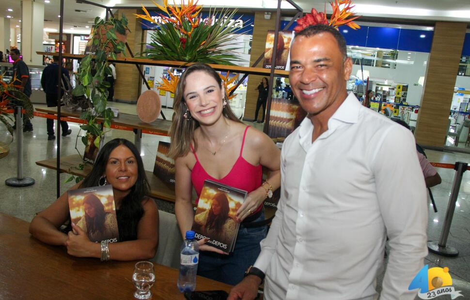 Lançamento-do-livro-depois-do-depois-Mariah-Morais-Fotografia-Itawi-Albuquerque-no-Maceió-shopping- (47)