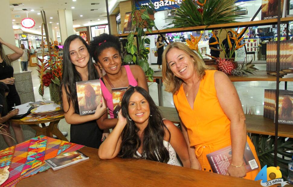 Lançamento-do-livro-depois-do-depois-Mariah-Morais-Fotografia-Itawi-Albuquerque-no-Maceió-shopping- (57)