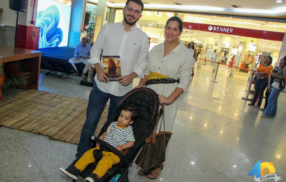 Lançamento-do-livro-depois-do-depois-Mariah-Morais-Fotografia-Itawi-Albuquerque-no-Maceió-shopping- (67)