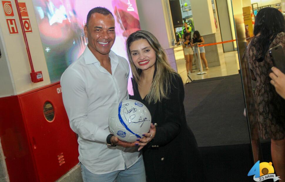 Lançamento-do-livro-depois-do-depois-Mariah-Morais-Fotografia-Itawi-Albuquerque-no-Maceió-shopping- (75)