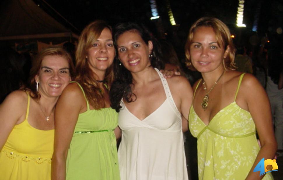 Reveillon-Muum-celebration-2005-Ponta Verde (182)