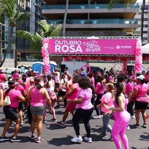 Outubro Rosa: Sesau promove ações de conscientização contra o câncer de mama em Maceió