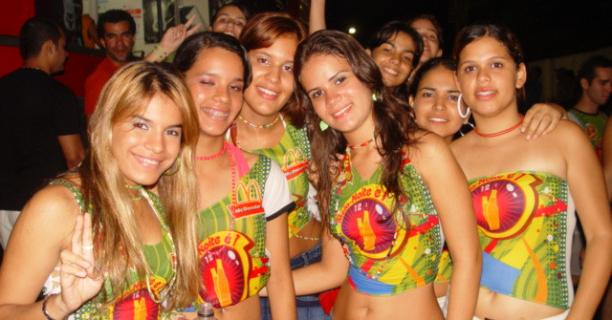 TBT Bloco Meia Noite e 1 – 2004