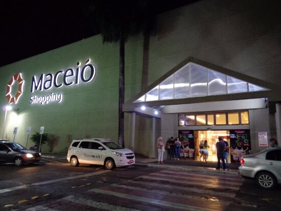 Confira o horário de funcionamento durante o mês de setembro do Maceió Shopping