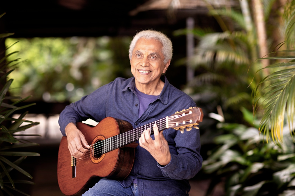 Paulinho da Viola traz para Maceió show de celebração dos seus 80 anos