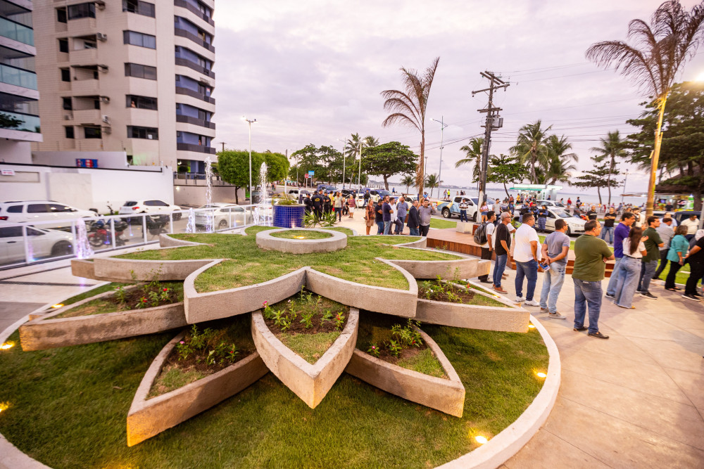 Praça na Ponta Verde torna viva contribuição de Emílio de Maya para a cultura alagoana